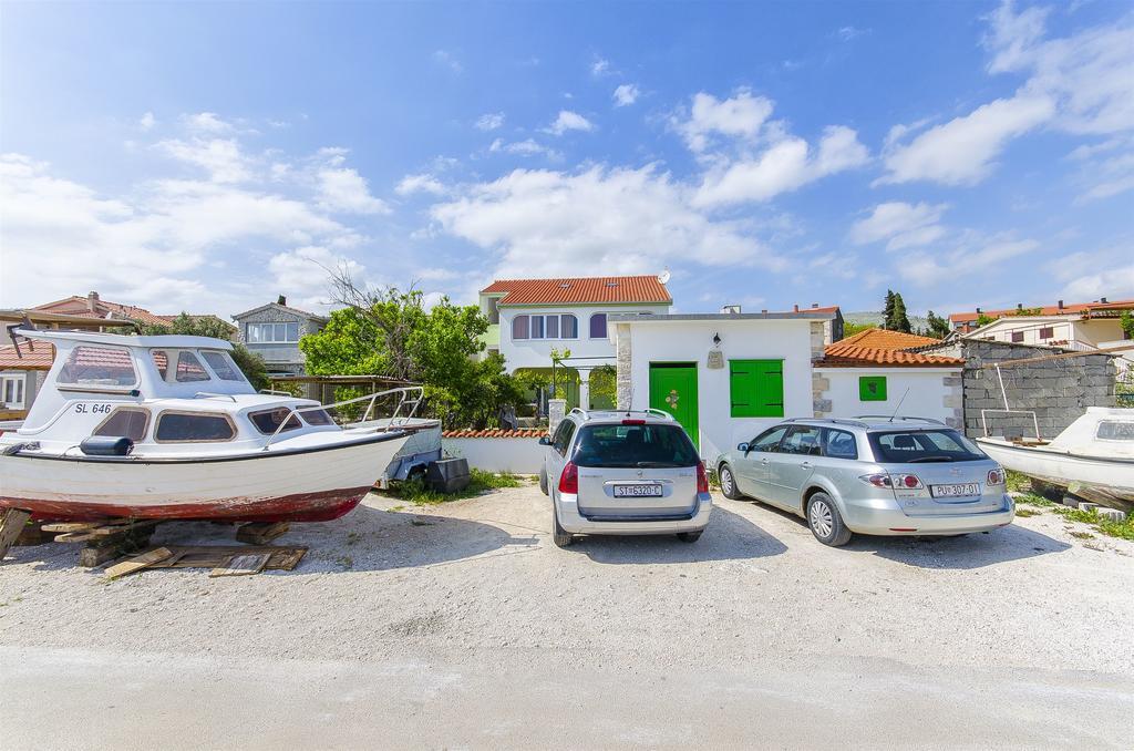 Apartments Branka Trogir Buitenkant foto