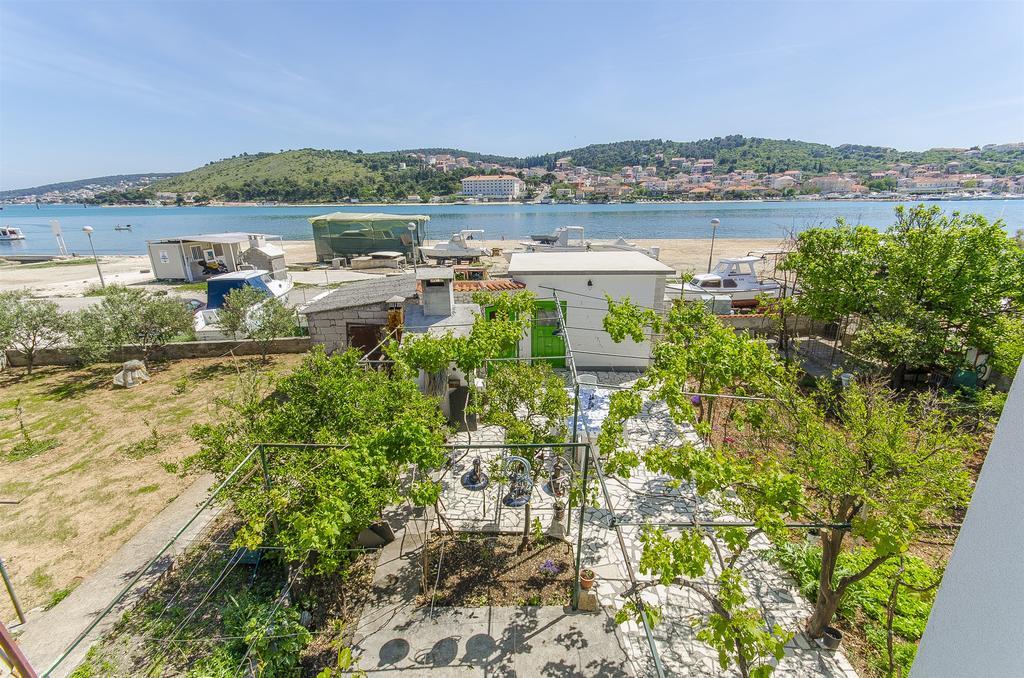 Apartments Branka Trogir Buitenkant foto