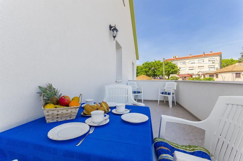 Apartments Branka Trogir Buitenkant foto